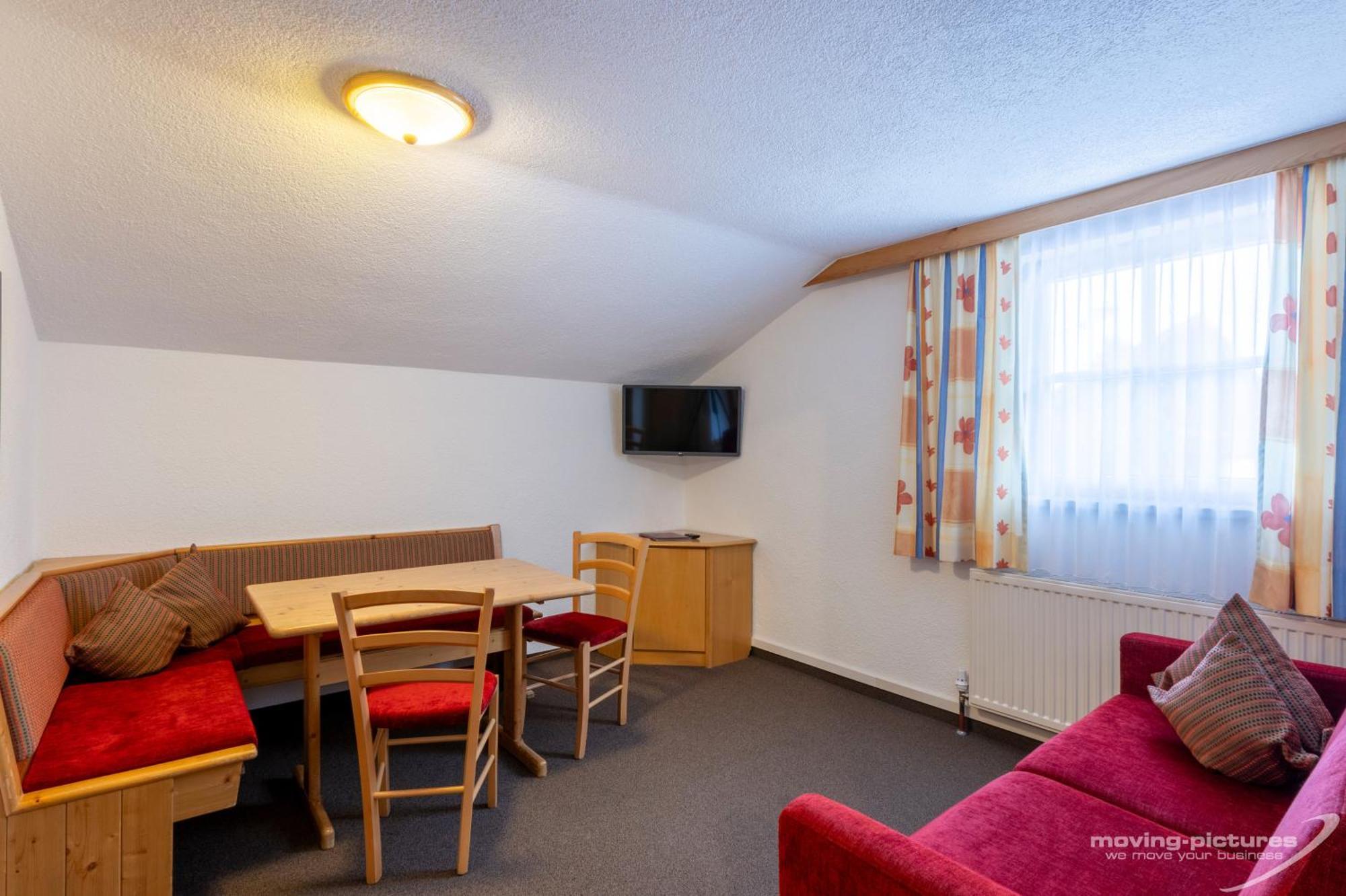 Appartment Venter Bergwelt Buitenkant foto